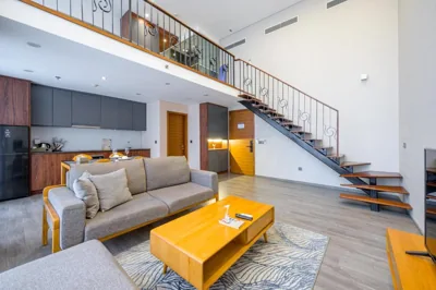 Apartment mit einem Schlafzimmer und Stadtblick — PentStudio Duplex Apartment