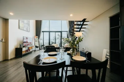 PentStudio Duplex Apartment – Fotos 6